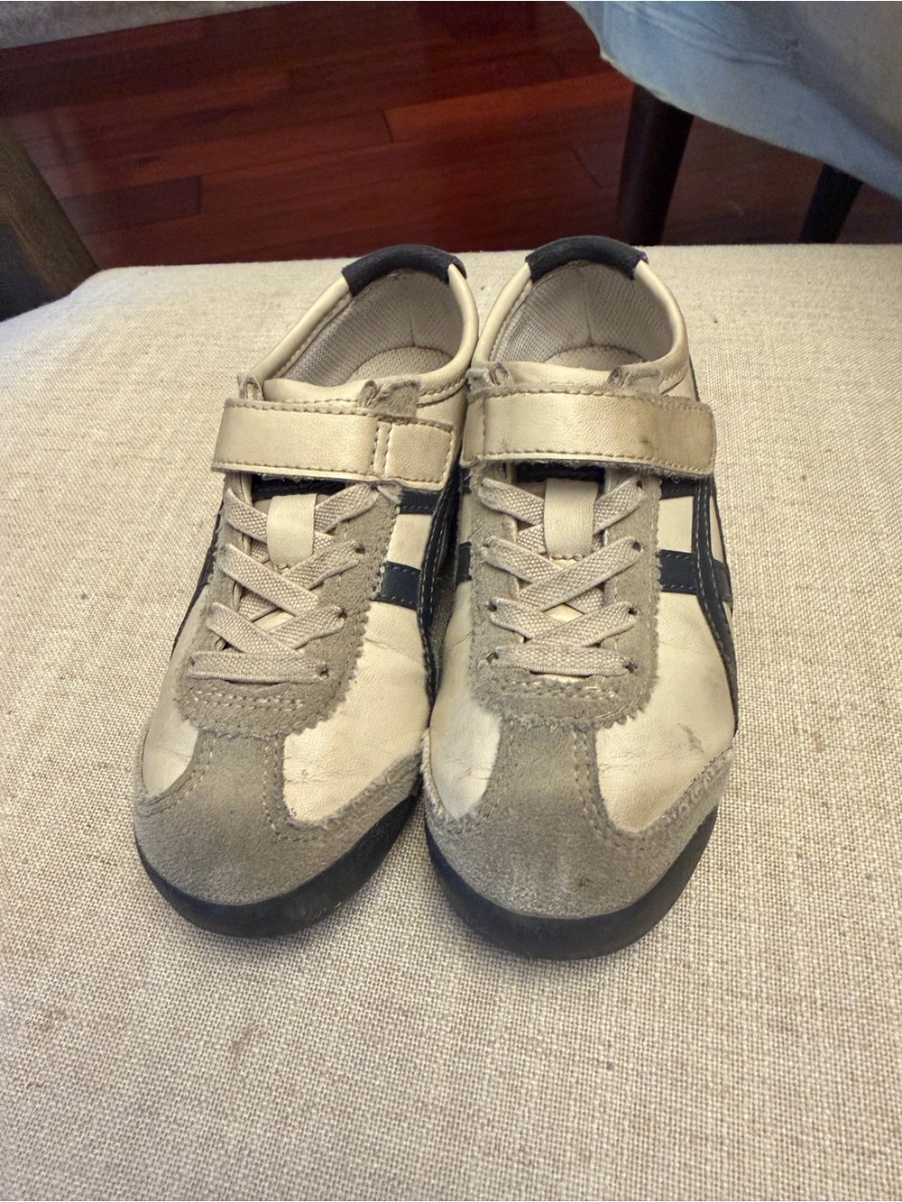 Onitsuka Tigers - Kids Beige and Gray Casual Sneakers with navy accent
